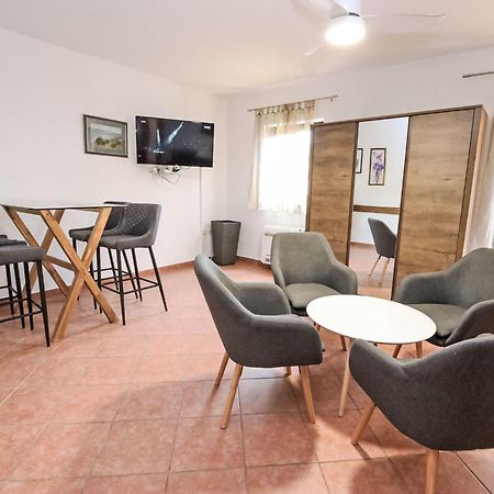 Holiday Home Gorana - Brc152 By Interhome Mirce Exteriör bild